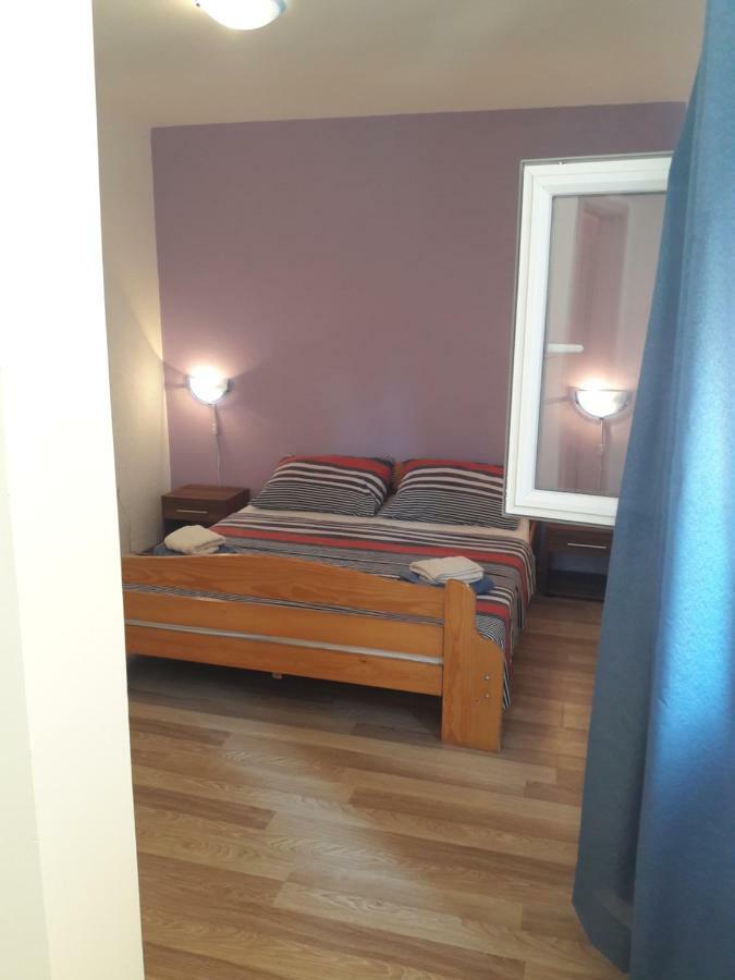 Apartments Antonio Stari Grad  Exterior photo